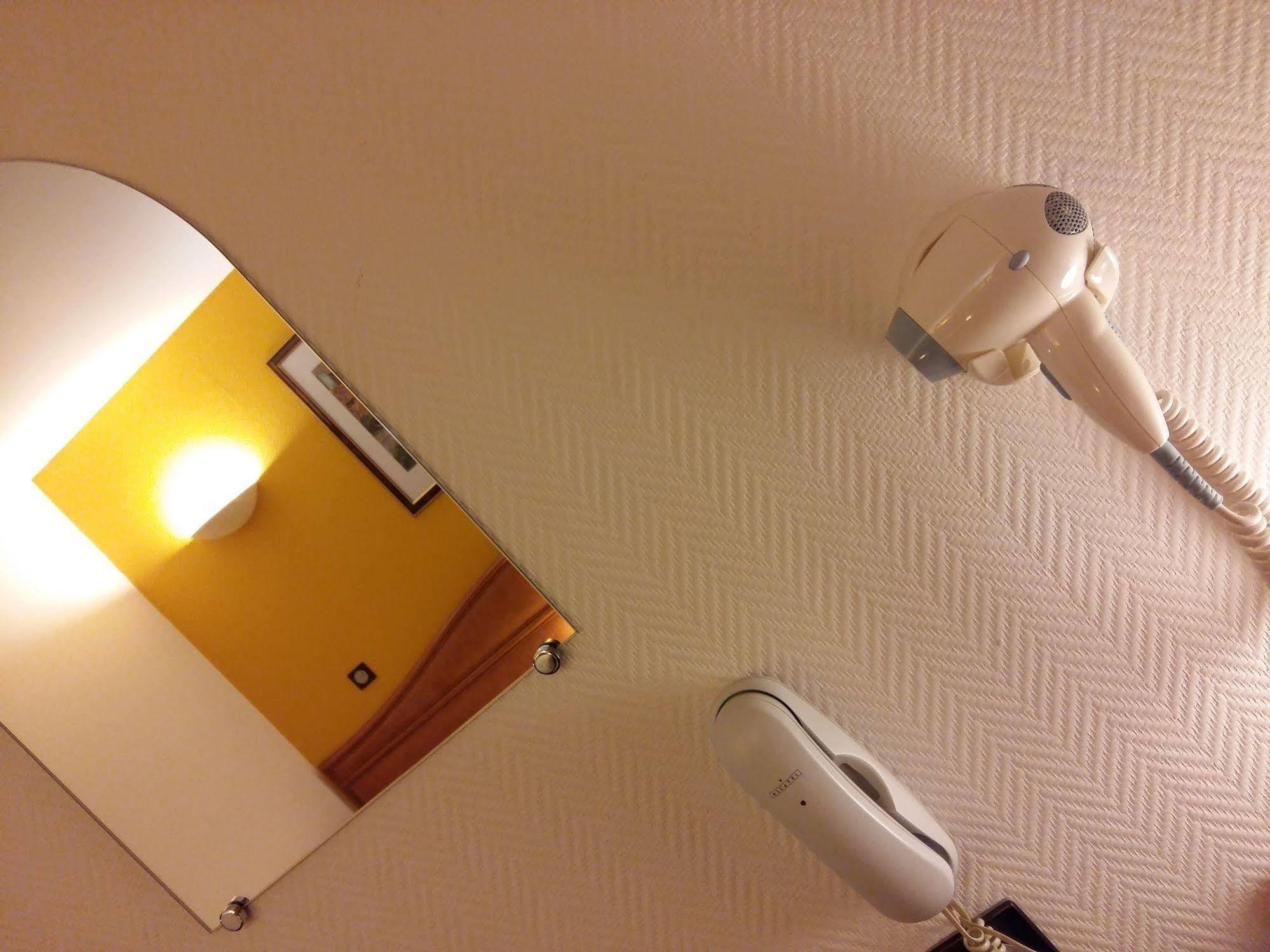 B&B Hotel Mulhouse Kingersheim エクステリア 写真